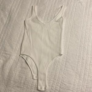 White v neck body suit